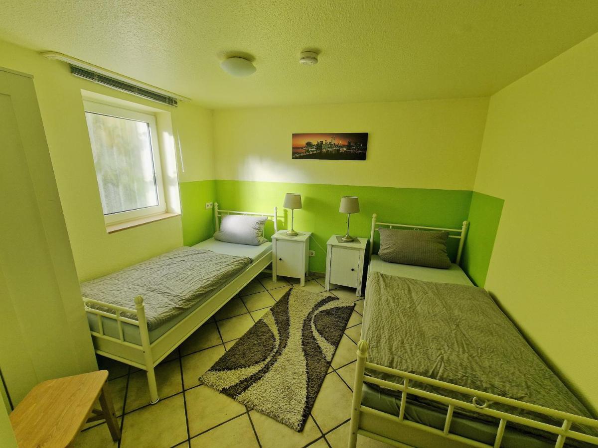 Pension Und Ferienwohnungen Bachmann Wölfersheim Exterior foto